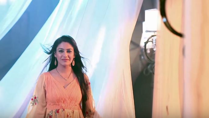 Anika accepts her love realization heartily in Ishqbaaz