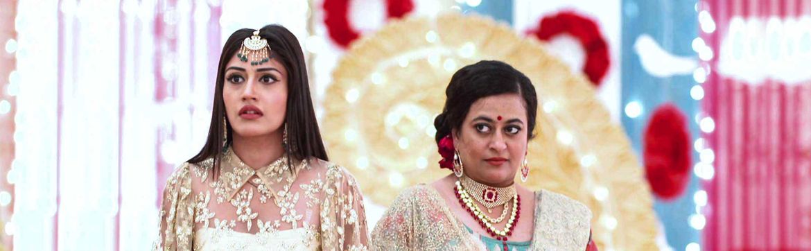 Pinky to blackmail Anika in Ishqbaaz