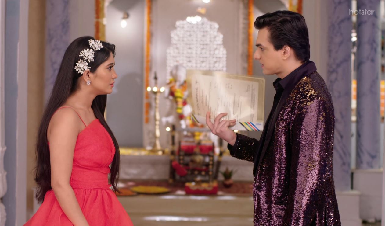 Yrkkh Kaira Ugly Clash Naira Shocking Decision Tellyreviews For me, this is different. tellyreviews
