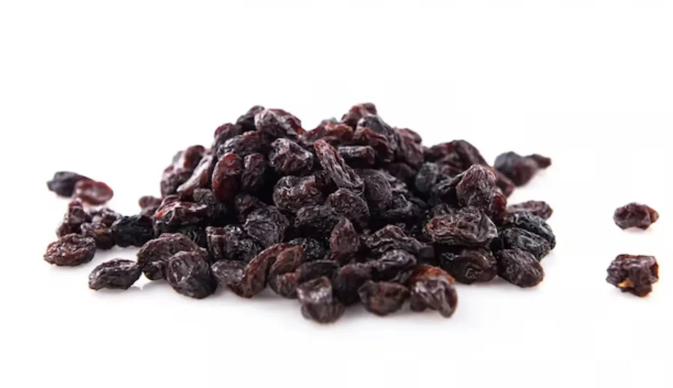 Health Benefits of Raisins; Best snack for Munching