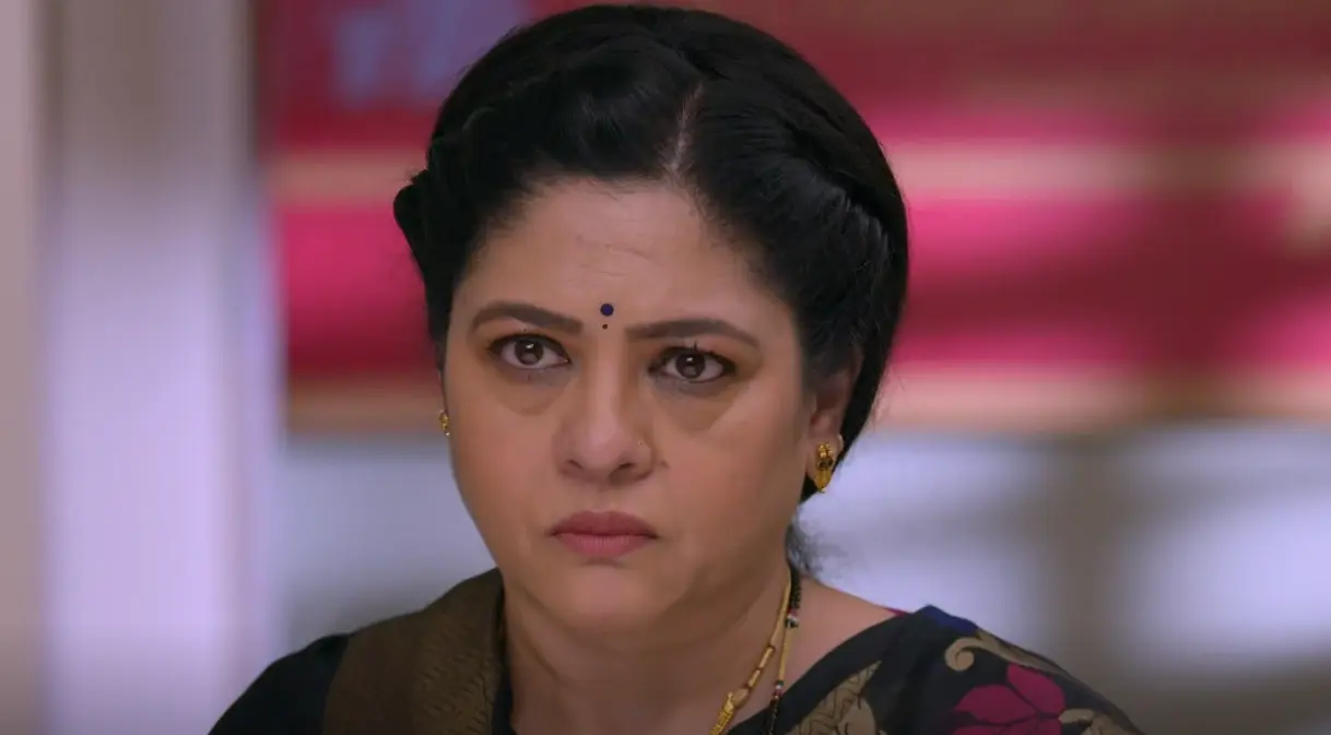 Udne Ki Aasha 5th August 2024 Written Update Renu caught