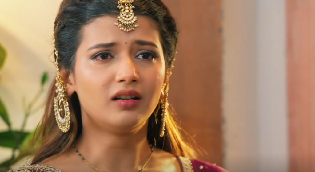 YRKKH 17th October 2024 Written Update Abhira's dilemma