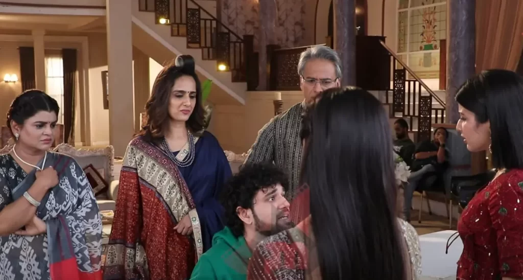 2 Unseen Twists in YRKKH: RK meets Poddars; Abhir's confession
