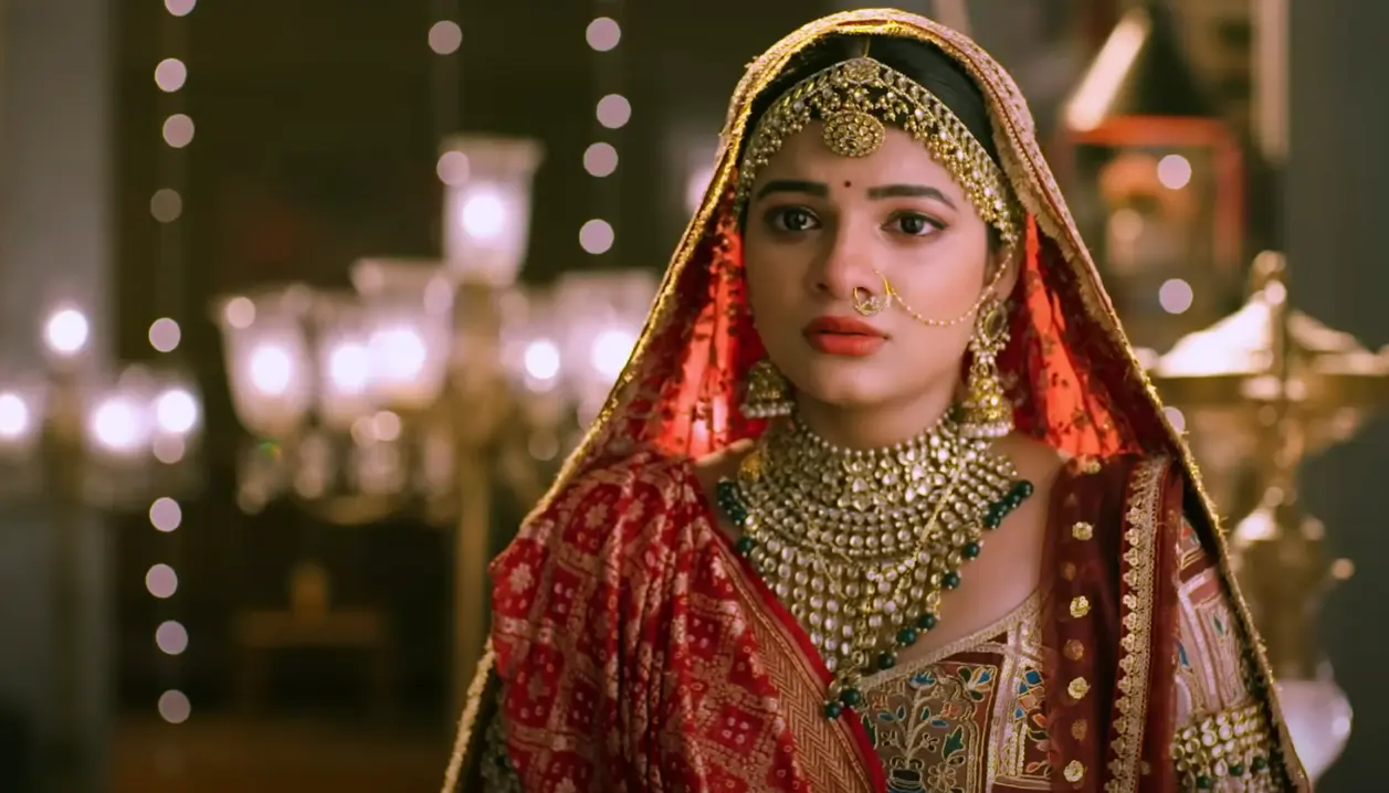 Rus hammomi haqida rus porno filmini tomosha qiling.