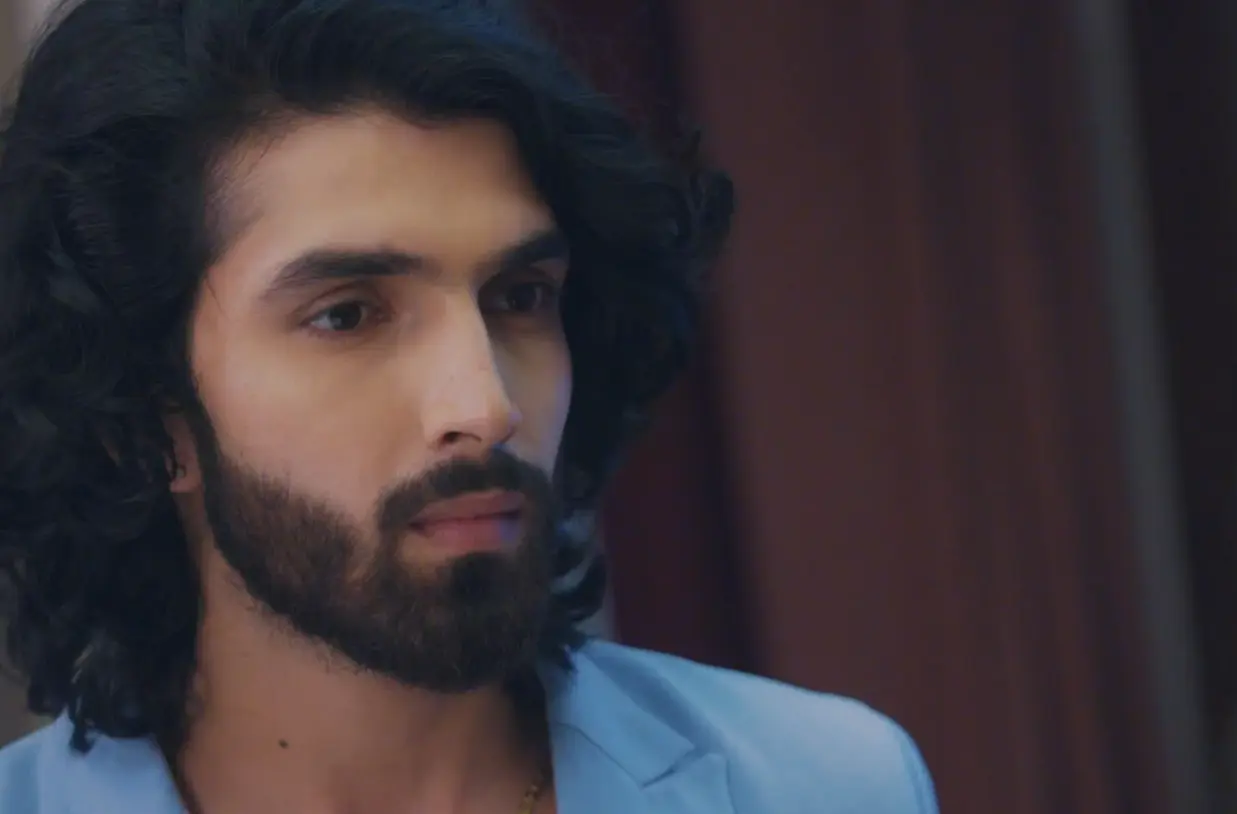 Jaane Anjaane Hum Mile 12th November 2025 Written Update: Reet and Raghav’s Ugly Clash