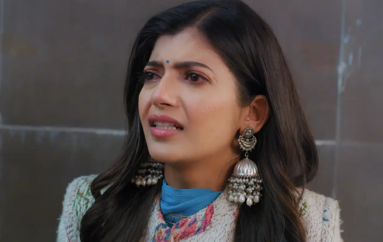 Jaane Anjaane Hum Mile Upcoming 8th January 2026 Written Update: Kirti Crosses All Limits