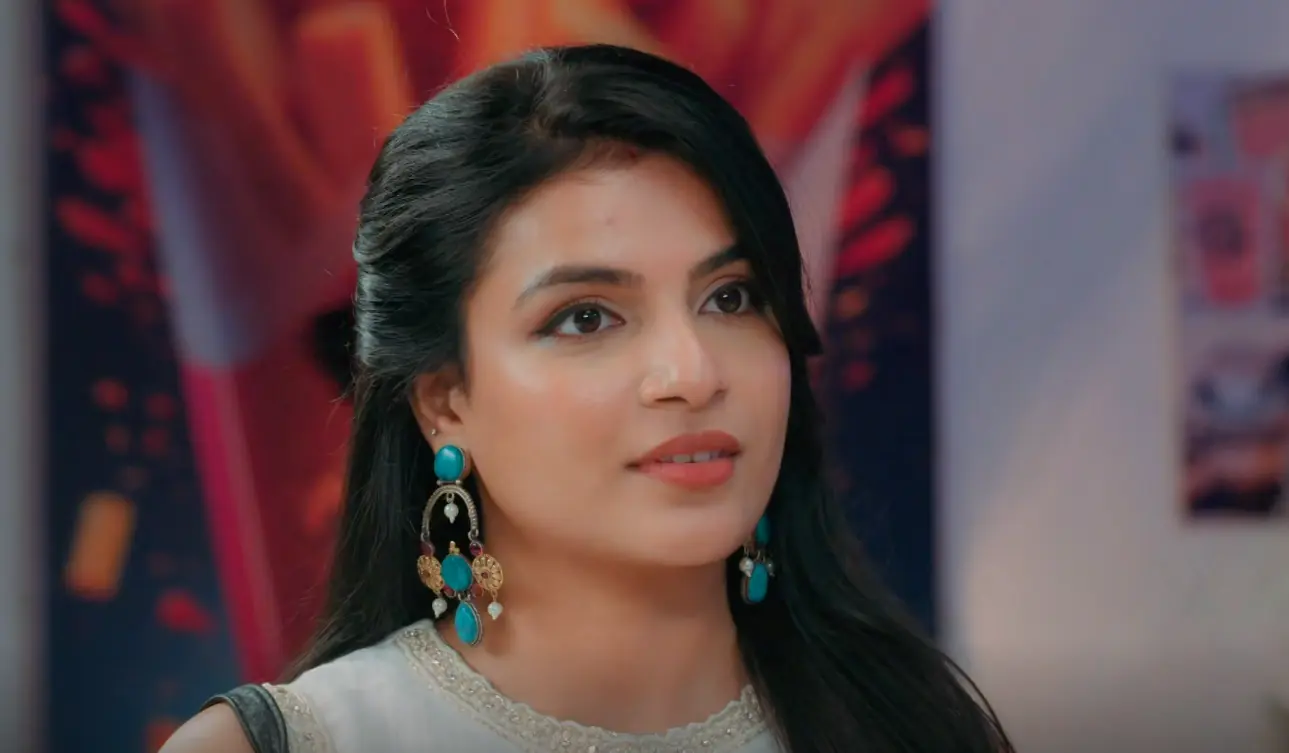 Udne Ki Aasha 6th June 2026 Written Update: Will Tejas Fall Into Roshni’s Trap Again?