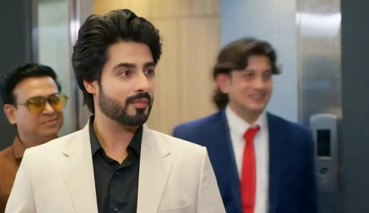 Tu Hi Re Dil Mein Upcoming 11th August 2026 Written Update: Will Narender Spot Sanjay at His Office?