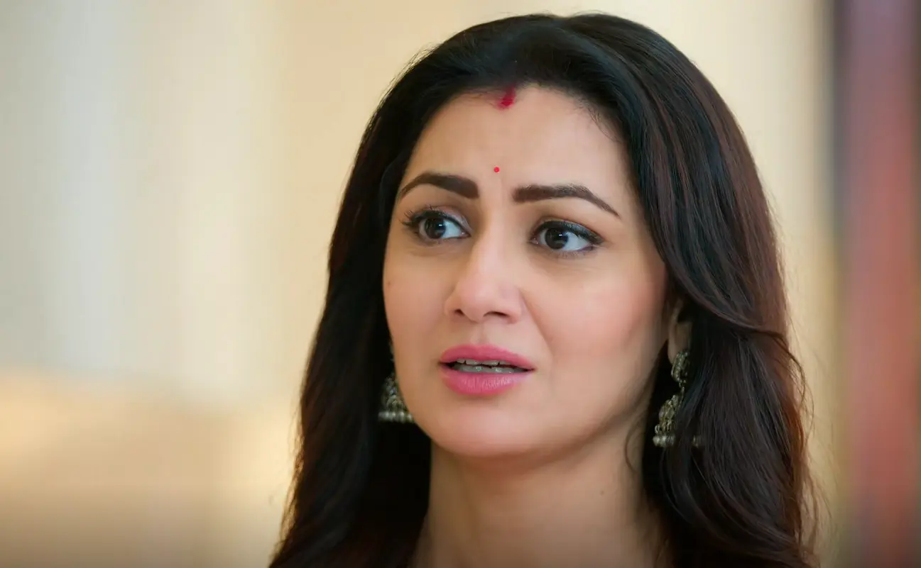 Tum Dena Saath Mera 18th October 2026 Written Update: Aparajita Hides Her Job from Rakshit as Navratri Begins