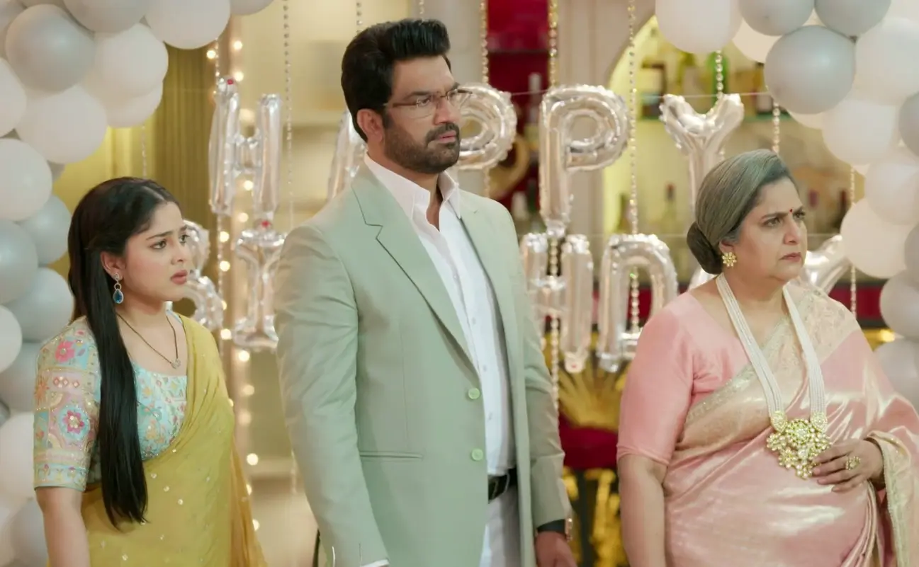 Tum Se Tum Tak Upcoming 15 October 2026 Written Update: Meera Crashes Arya’s Birthday With Divorce Papers!